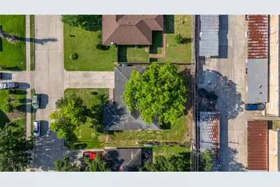 9109 Lugary Drive, Houston, TX 77074 - Photo 10