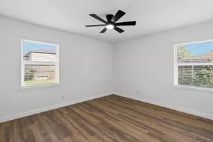 9109 Lugary Dr, Houston, TX 77074 - Photo 16