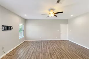 5005 Delano St, Houston, TX 77004 - Photo 34