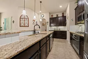 21015 Brunson Falls Dr, Richmond, TX 77407 - Photo 10