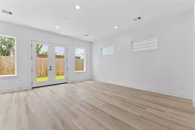 3426 Bolin Road Roads, Houston, TX 77092 - Photo 12