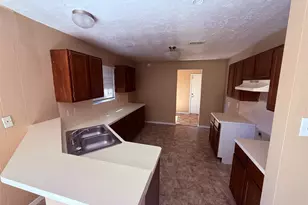 4427 Trafalgar Dr, Houston, TX 77045 - Photo 6