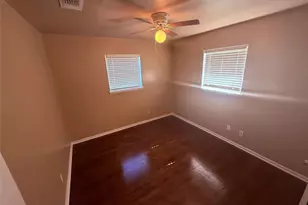 4427 Trafalgar Dr, Houston, TX 77045 - Photo 8