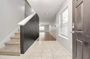 14614 Sweetwater View Dr, Houston, TX 77047 - Photo 6