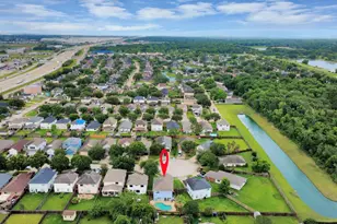 14614 Sweetwater View Dr, Houston, TX 77047 - Photo 4