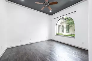 12830 Willow Centre Dr, Houston, TX 77066 - Photo 10