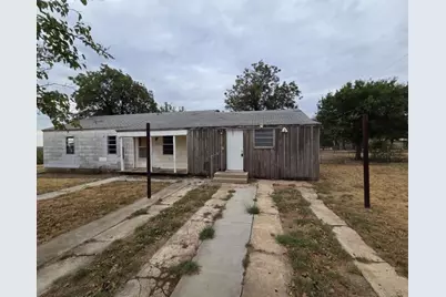 110 W Southland Avenue, Electra, TX 76360 - Photo 2