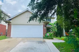 5042 Canyon Blanco Dr, Houston, TX 77045 - Photo 1