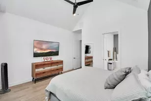 10965 Fire Creek Dr, Houston, TX 77043 - Photo 18