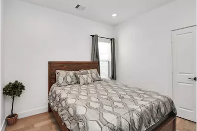 10965 Fire Creek Drive, Houston, TX 77043 - Photo 22