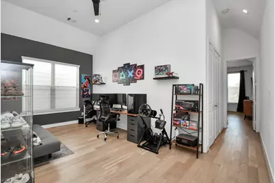 10965 Fire Creek Drive, Houston, TX 77043 - Photo 30