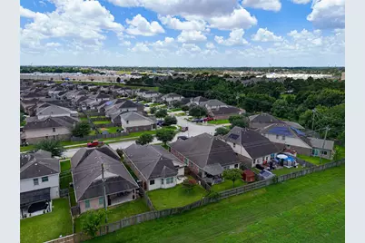 15515 Granite Mountain Trail, Houston, TX 77049 - Photo 40