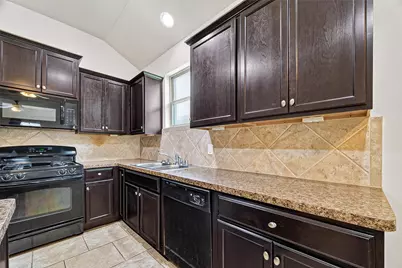 15515 Granite Mountain Trail, Houston, TX 77049 - Photo 12