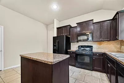 15515 Granite Mountain Trail, Houston, TX 77049 - Photo 8