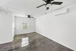 7303 Market St, Houston, TX 77020 - Photo 10