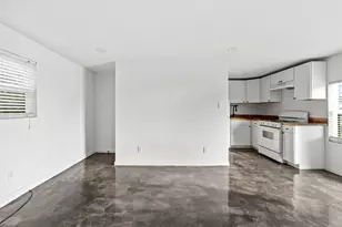 7303 Market St, Houston, TX 77020 - Photo 1