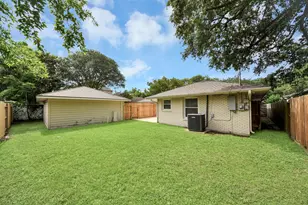 3419 Norris Dr, Houston, TX 77025 - Photo 32