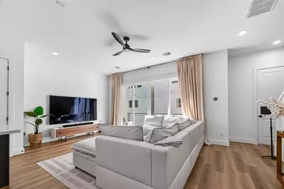 4804 Elysian Street #C, Houston, TX 77009 - Photo 6