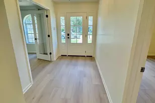 5935 Meadow Way, Beaumont, TX 77707 - Photo 2