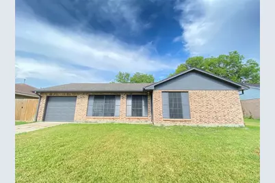 1011 Melford Avenue, Pearland, TX 77584 - Photo 1