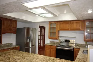 458 Woodrail Dr, Webster, TX 77598 - Photo 16