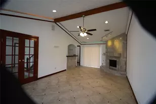 458 Woodrail Dr, Webster, TX 77598 - Photo 8