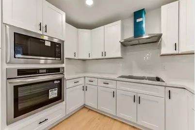 5946 Valkeith Drive, Houston, TX 77096 - Photo 10