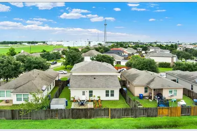 7035 Primrose Road, Baytown, TX 77521 - Photo 18