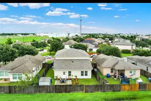 7035 Primrose Rd, Baytown, TX 77521 - Photo 18