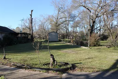 200 Dr Martin Luther King Jr Place S, Conroe, TX 77301 - Photo 6