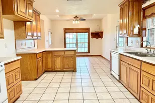 7593 Fm 365 Rd, Beaumont, TX 77705 - Photo 12