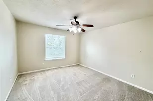 21734 Texian Ct, Spring, TX 77388 - Photo 16