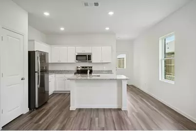 734 Amesbury Road, Montgomery, TX 77316 - Photo 2