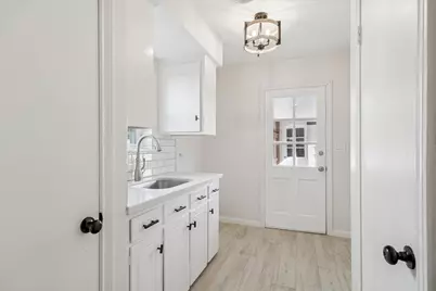 2127 Blue Willow Drive, Houston, TX 77042 - Photo 16