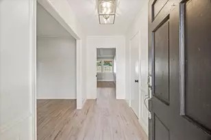 2127 Blue Willow Dr, Houston, TX 77042 - Photo 4