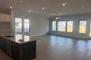 15975 Mahogany Mist Dr, Conroe, TX 77302 - Photo 2