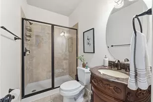 95 Lindenberry Cir, The Woodlands, TX 77389 - Photo 10