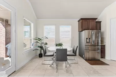 95 Lindenberry Circle, The Woodlands, TX 77389 - Photo 14