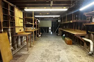 423 Newton St, Orange, TX 77630 - Photo 16