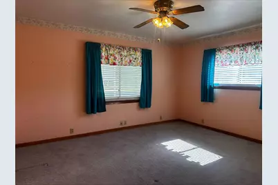 423 Newton Street, Orange, TX 77630 - Photo 12