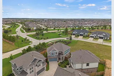 7611 Swooping Swallow Lane, Katy, TX 77493 - Photo 32