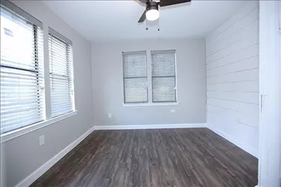 5917 1/2 Sherman Street #2, Houston, TX 77011 - Photo 8