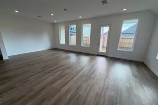 5518 Red Snapper Dr, Baytown, TX 77521 - Photo 4