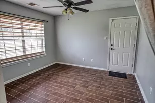 308 County Rd 893B, Angleton, TX 77515 - Photo 34