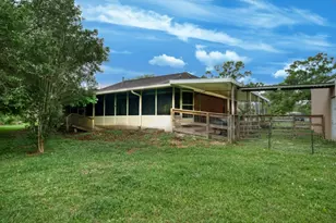 308 County Rd 893B, Angleton, TX 77515 - Photo 36
