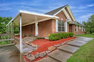 308 County Rd 893B, Angleton, TX 77515 - Photo 6