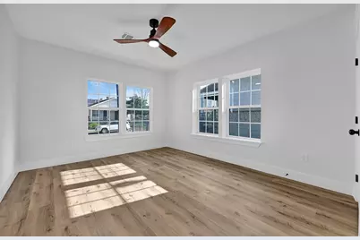 224 Everton Street, Houston, TX 77003 - Photo 10