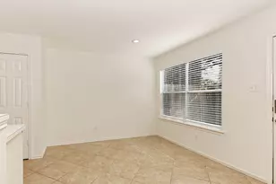 222 Blushwood Pl, The Woodlands, TX 77382 - Photo 14