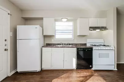 5139 Wickview Lane, Houston, TX 77053 - Photo 8