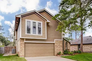 15811 Spring Forest Dr, Houston, TX 77059 - Photo 2